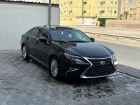 Lexus
              ES