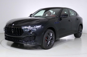 Maserati Lavante GT Hybrid