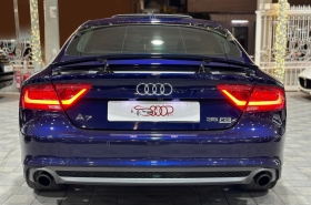 Audi
              A7